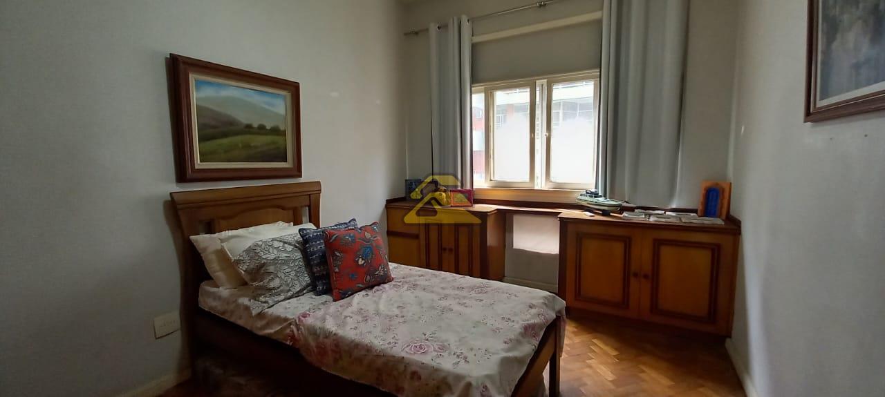 Apartamento à venda com 2 quartos, 90m² - Foto 11