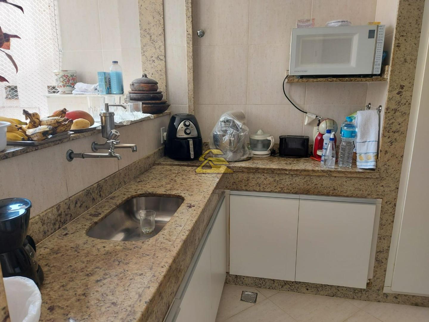 Apartamento à venda com 3 quartos, 150m² - Foto 16