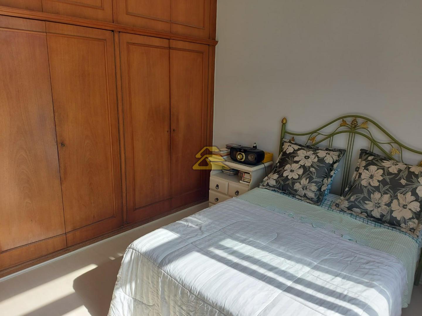 Apartamento à venda com 3 quartos, 150m² - Foto 9