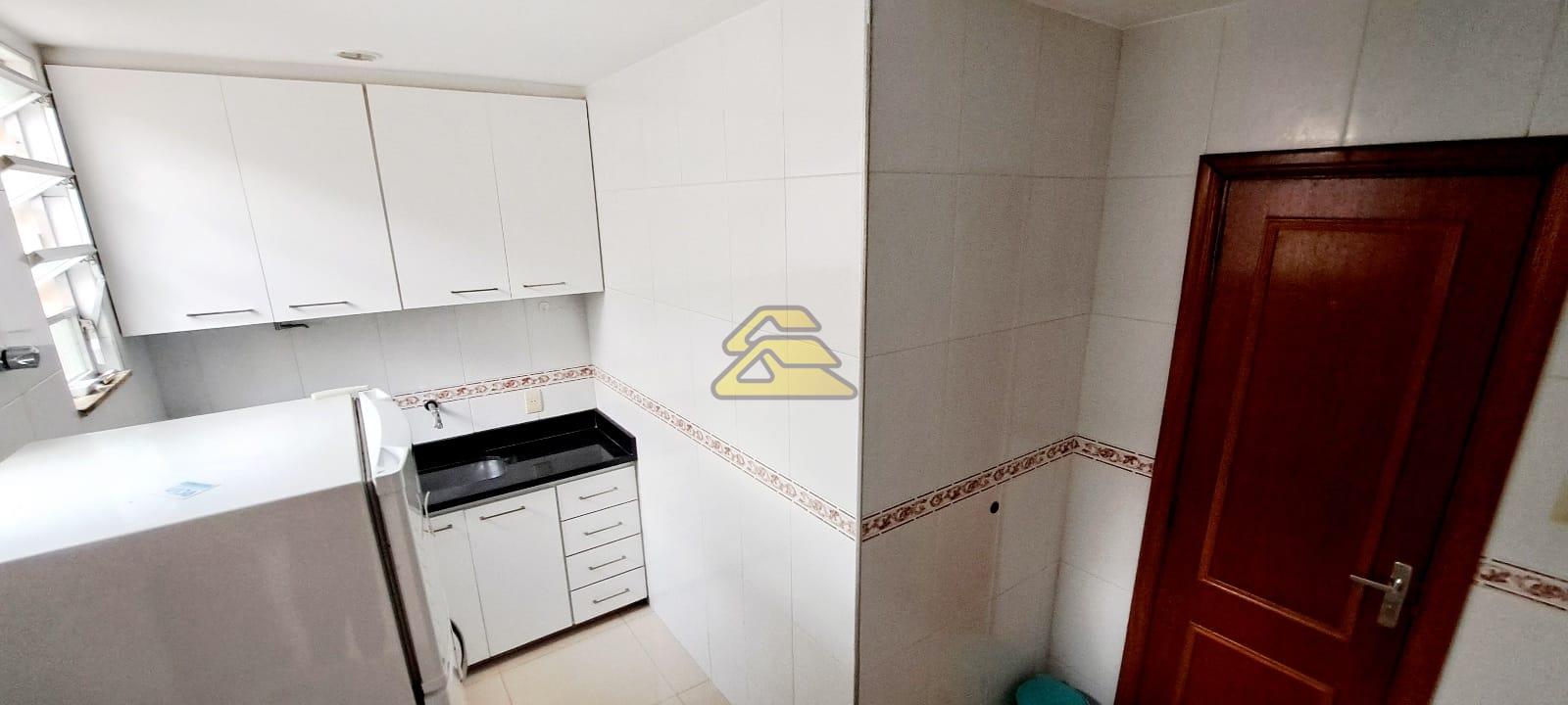 Apartamento à venda com 2 quartos, 65m² - Foto 20