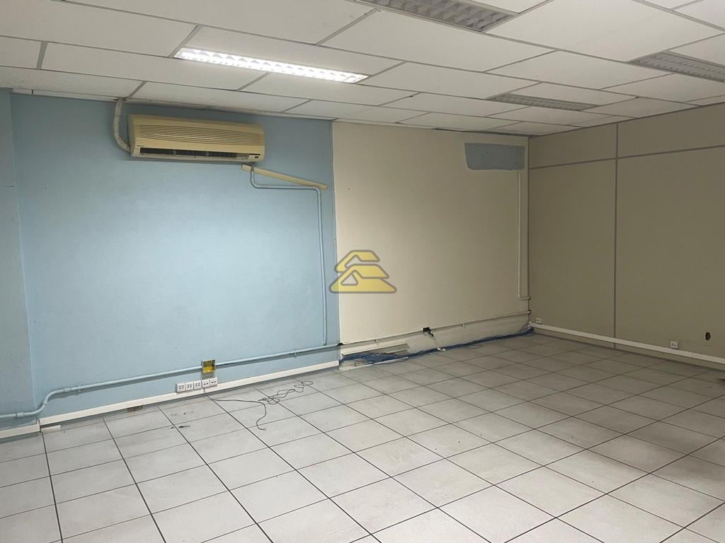 Prédio Inteiro para alugar, 2162m² - Foto 17