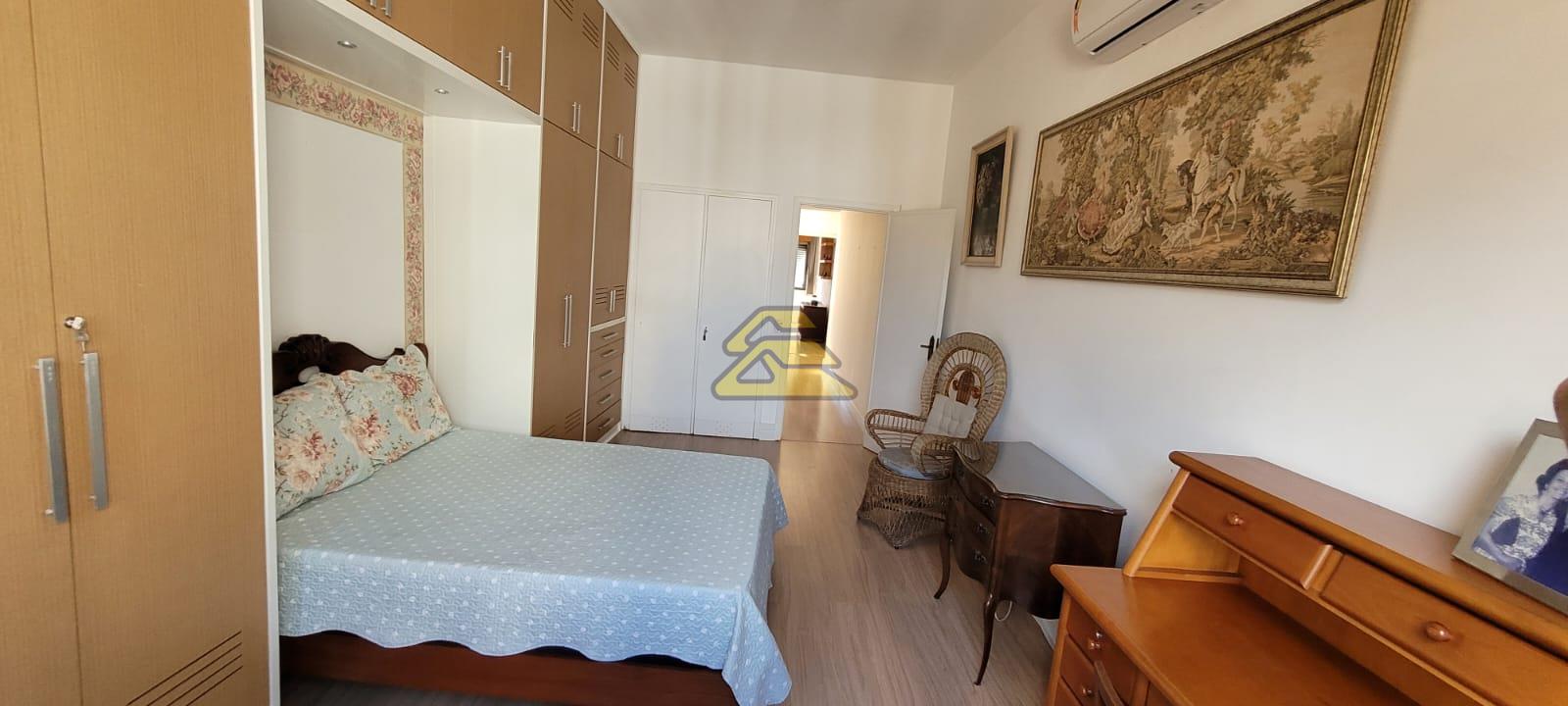 Apartamento à venda com 3 quartos, 210m² - Foto 13