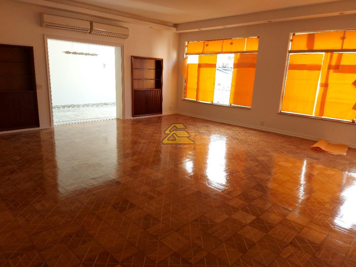 Cobertura à venda com 4 quartos, 350m² - Foto 4