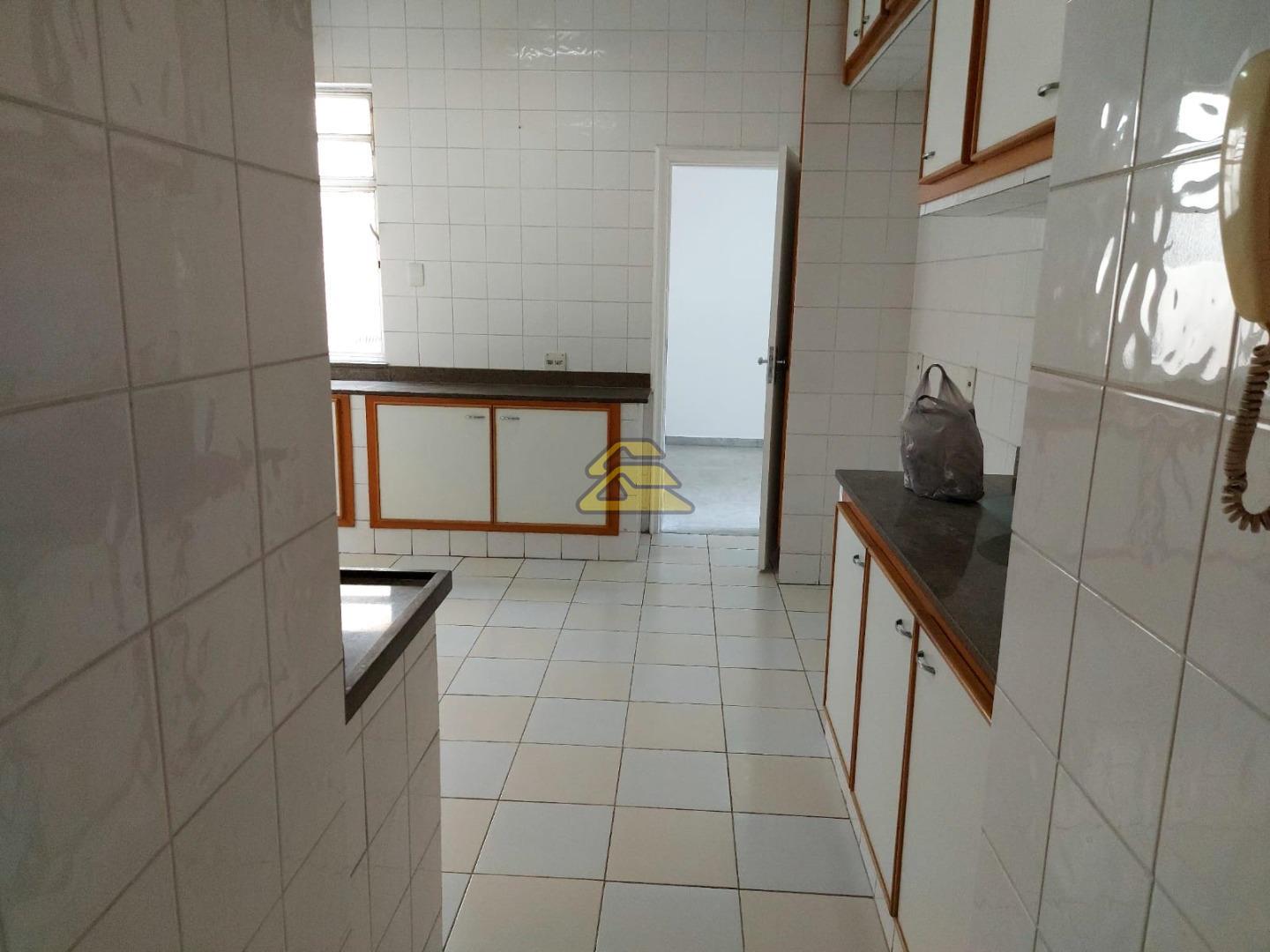 Cobertura à venda com 4 quartos, 350m² - Foto 11