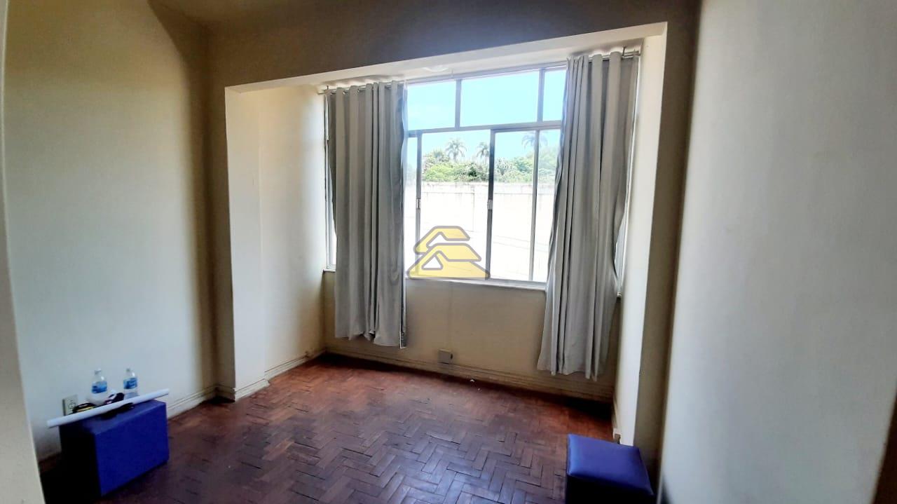 Apartamento à venda com 1 quarto, 43m² - Foto 4