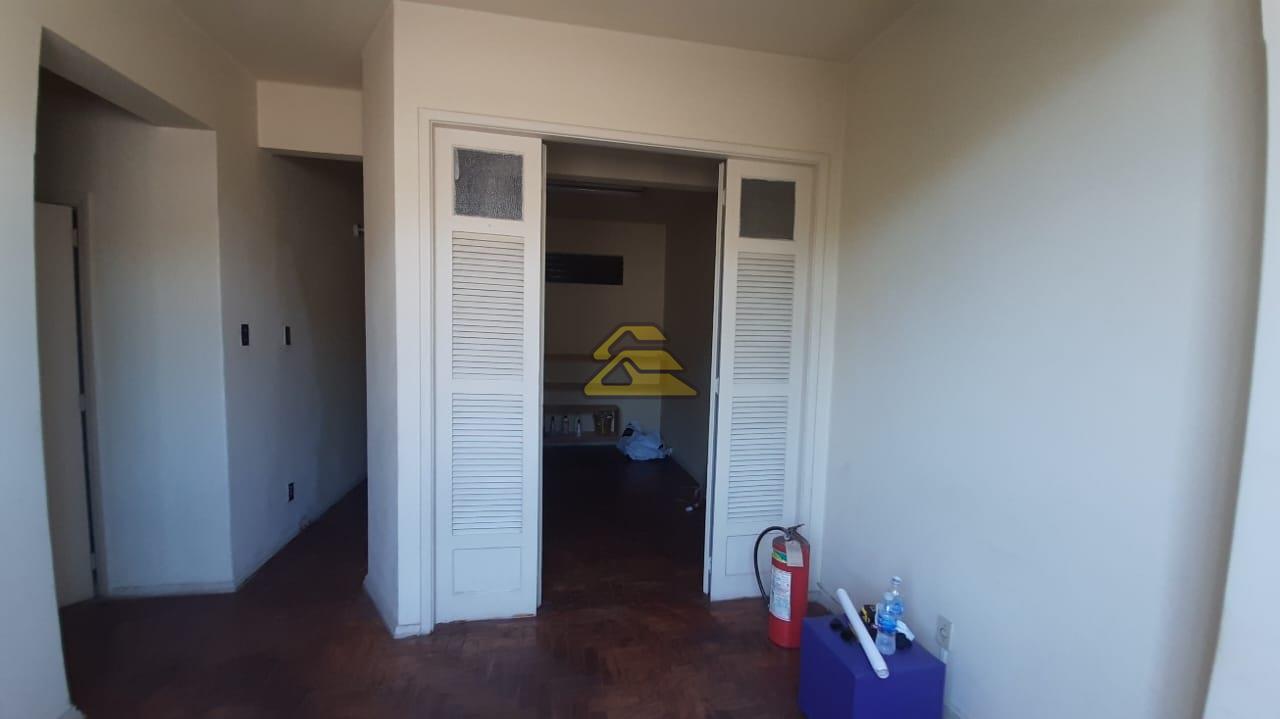 Apartamento à venda com 1 quarto, 43m² - Foto 12