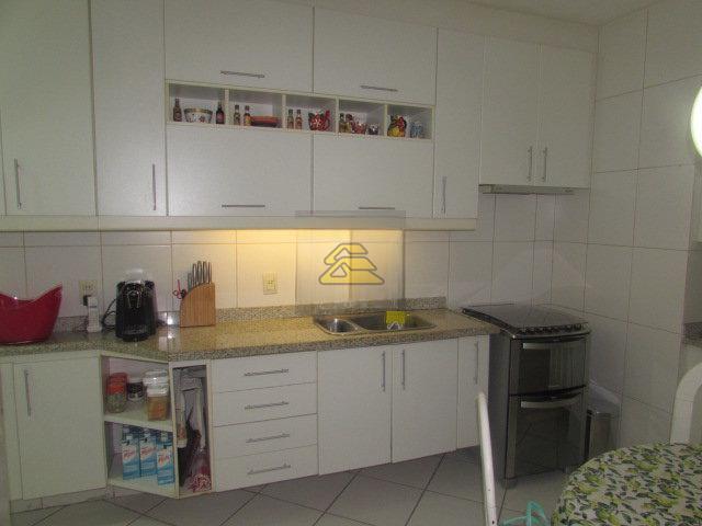 Apartamento à venda com 3 quartos, 98m² - Foto 17