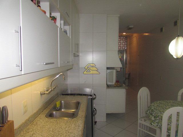 Apartamento à venda com 3 quartos, 98m² - Foto 19