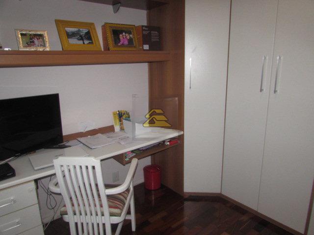 Apartamento à venda com 3 quartos, 98m² - Foto 14