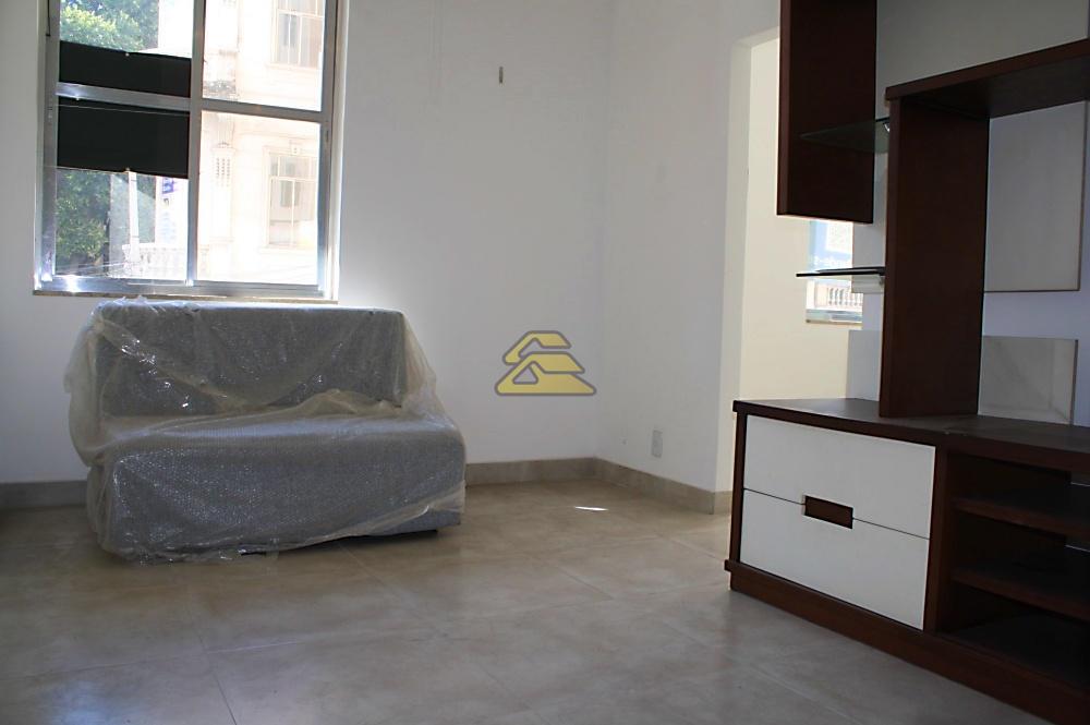 Apartamento à venda com 1 quarto, 38m² - Foto 3