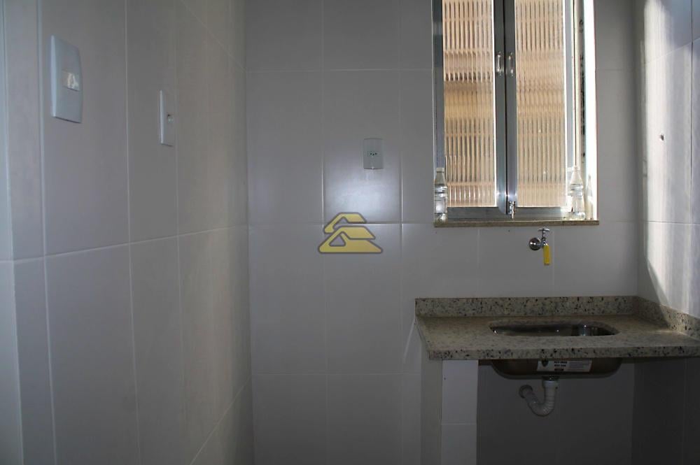 Apartamento à venda com 1 quarto, 38m² - Foto 11