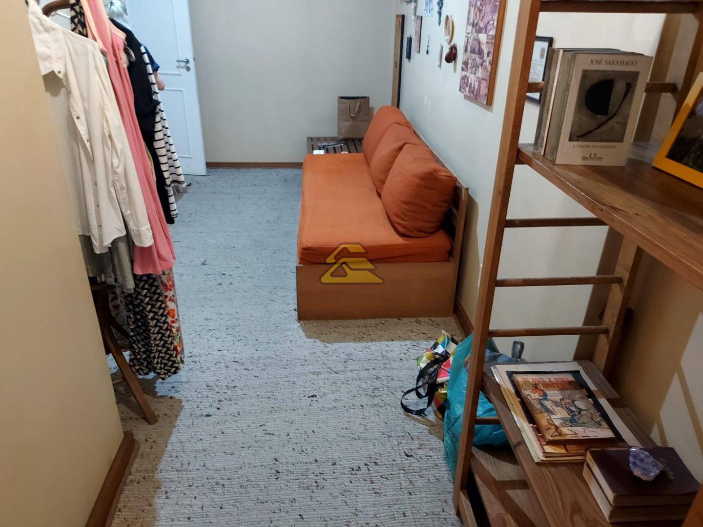 Apartamento à venda com 3 quartos, 136m² - Foto 12