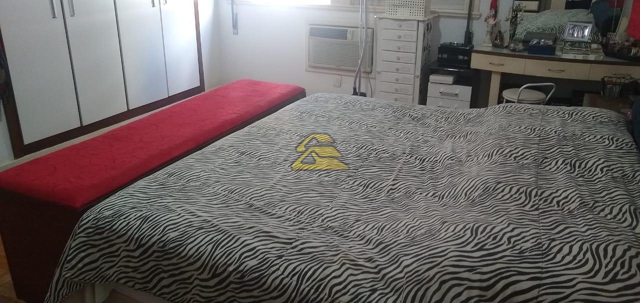 Apartamento à venda com 3 quartos, 198m² - Foto 12