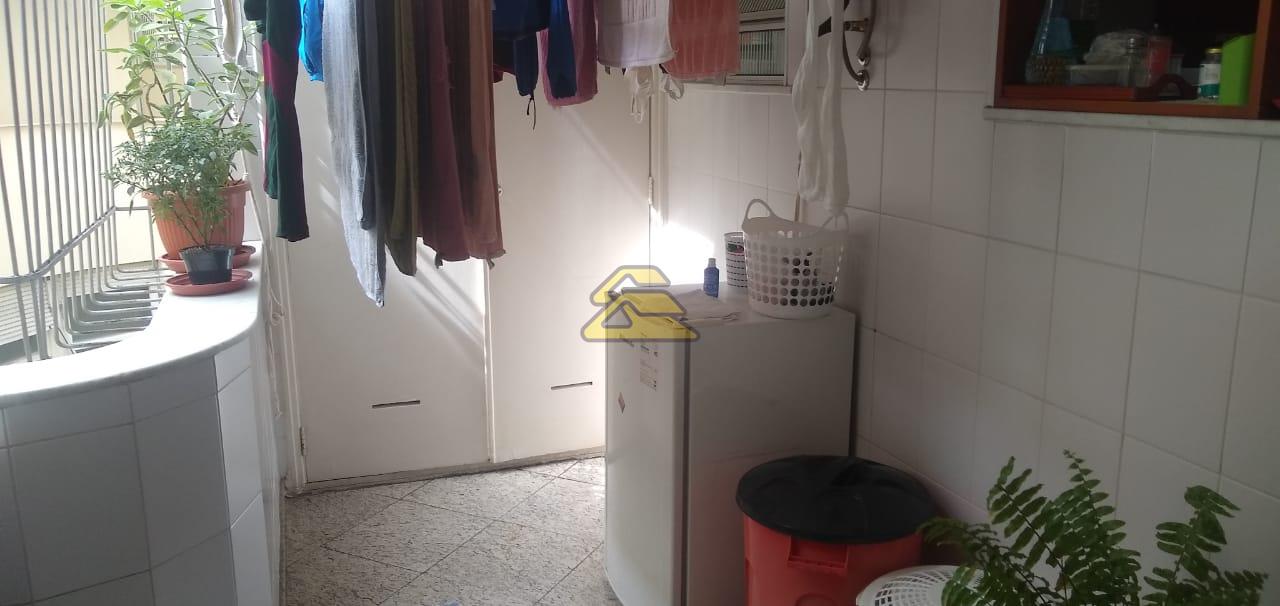 Apartamento à venda com 3 quartos, 198m² - Foto 29