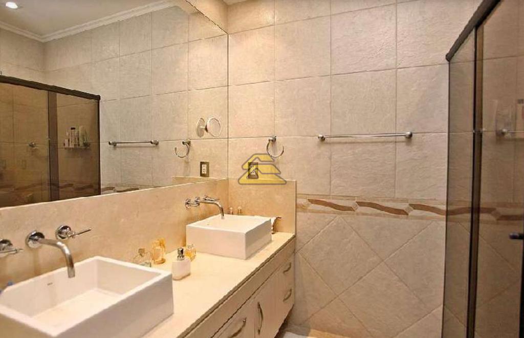 Apartamento à venda com 4 quartos, 260m² - Foto 24