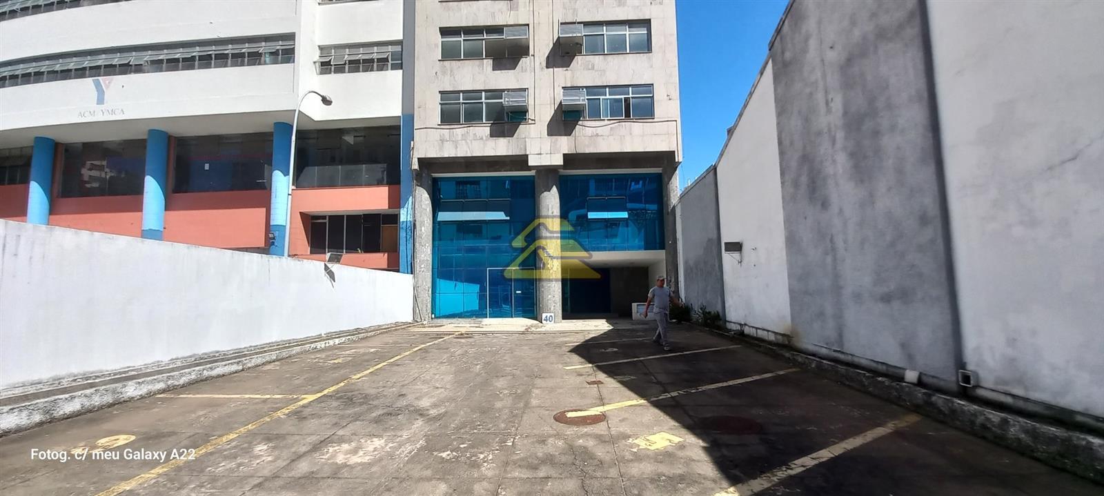 Prédio Inteiro para alugar, 2400m² - Foto 1