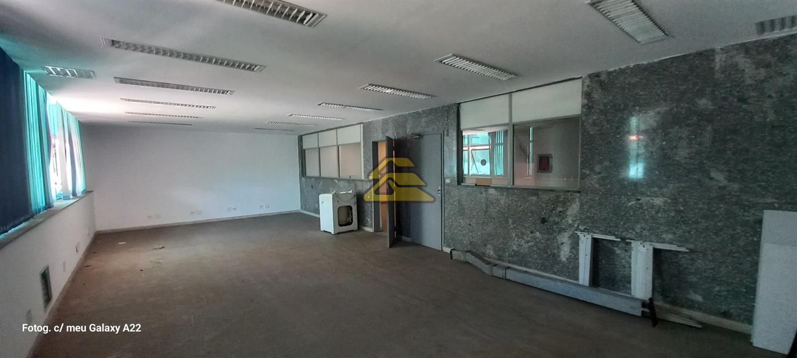 Prédio Inteiro para alugar, 2400m² - Foto 37