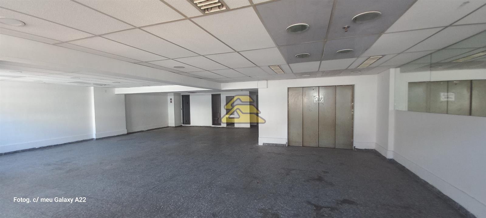 Prédio Inteiro para alugar, 2400m² - Foto 38