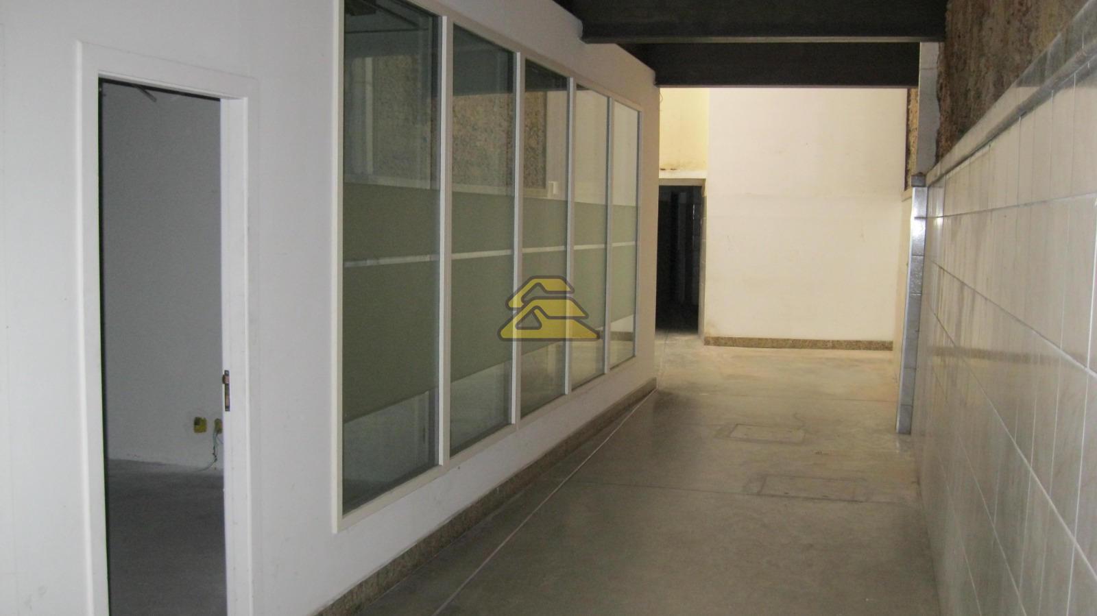 Prédio Inteiro para alugar com 1 quarto, 1650m² - Foto 14