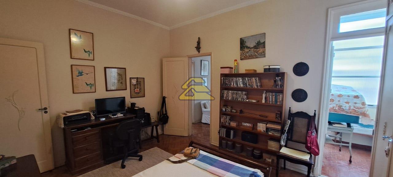 Apartamento à venda com 3 quartos, 124m² - Foto 8