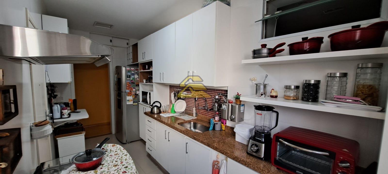 Apartamento à venda com 3 quartos, 108m² - Foto 18