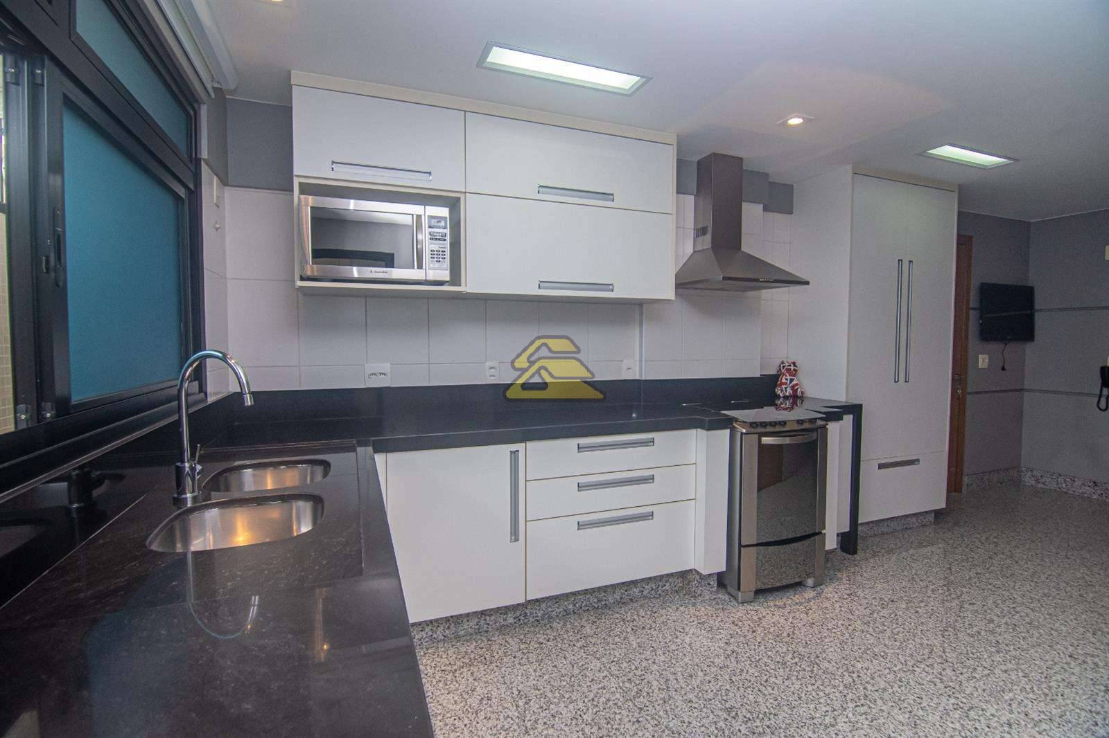 Apartamento à venda com 3 quartos, 250m² - Foto 38