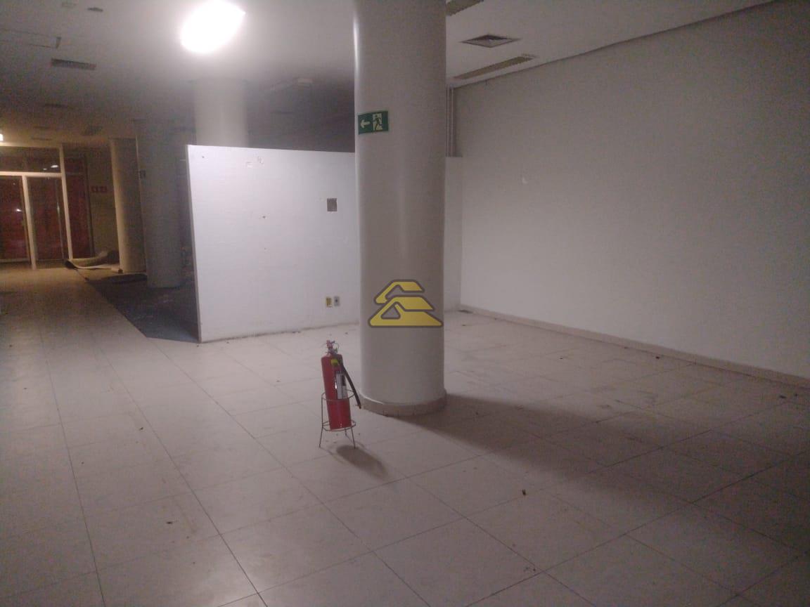 Loja-Salão para alugar com 1 quarto, 400m² - Foto 8