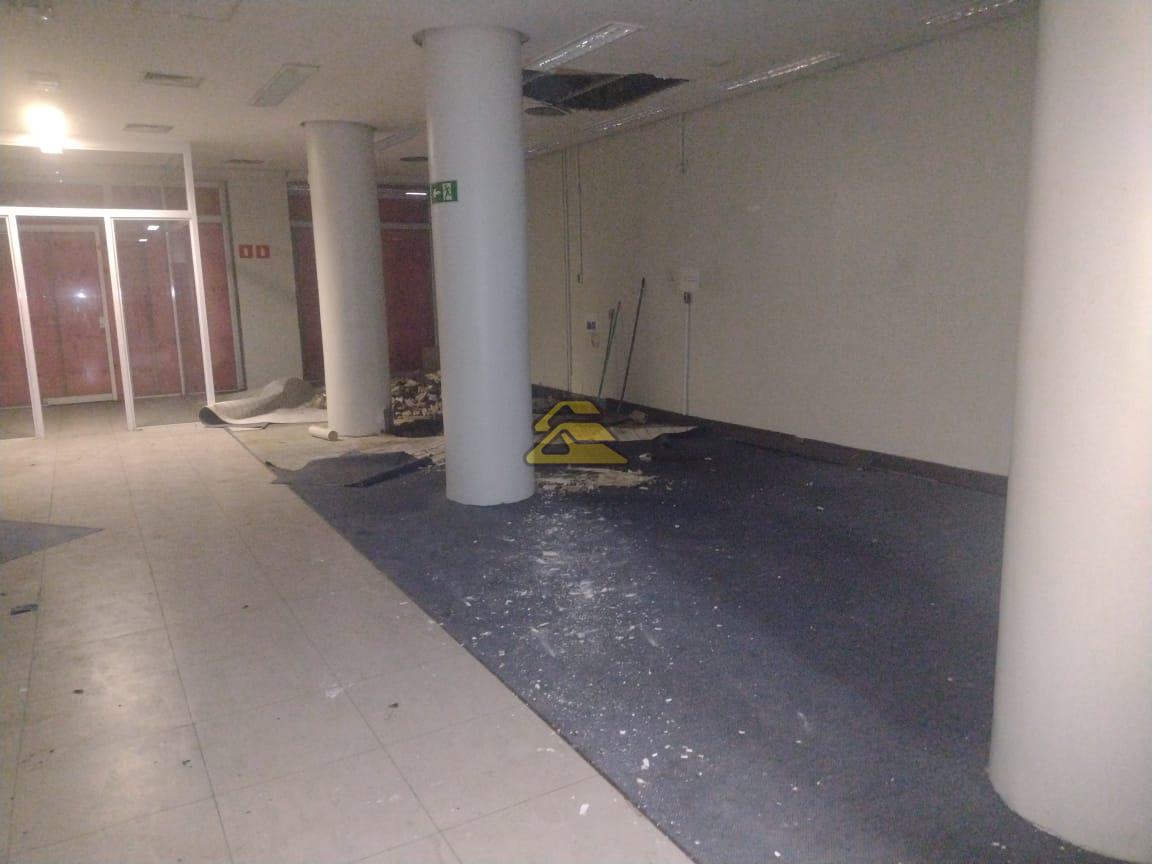 Loja-Salão para alugar com 1 quarto, 400m² - Foto 15