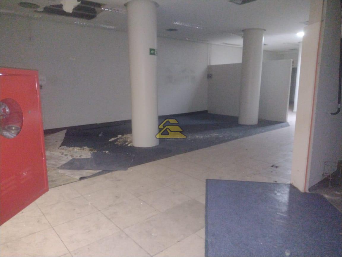 Loja-Salão para alugar com 1 quarto, 400m² - Foto 13