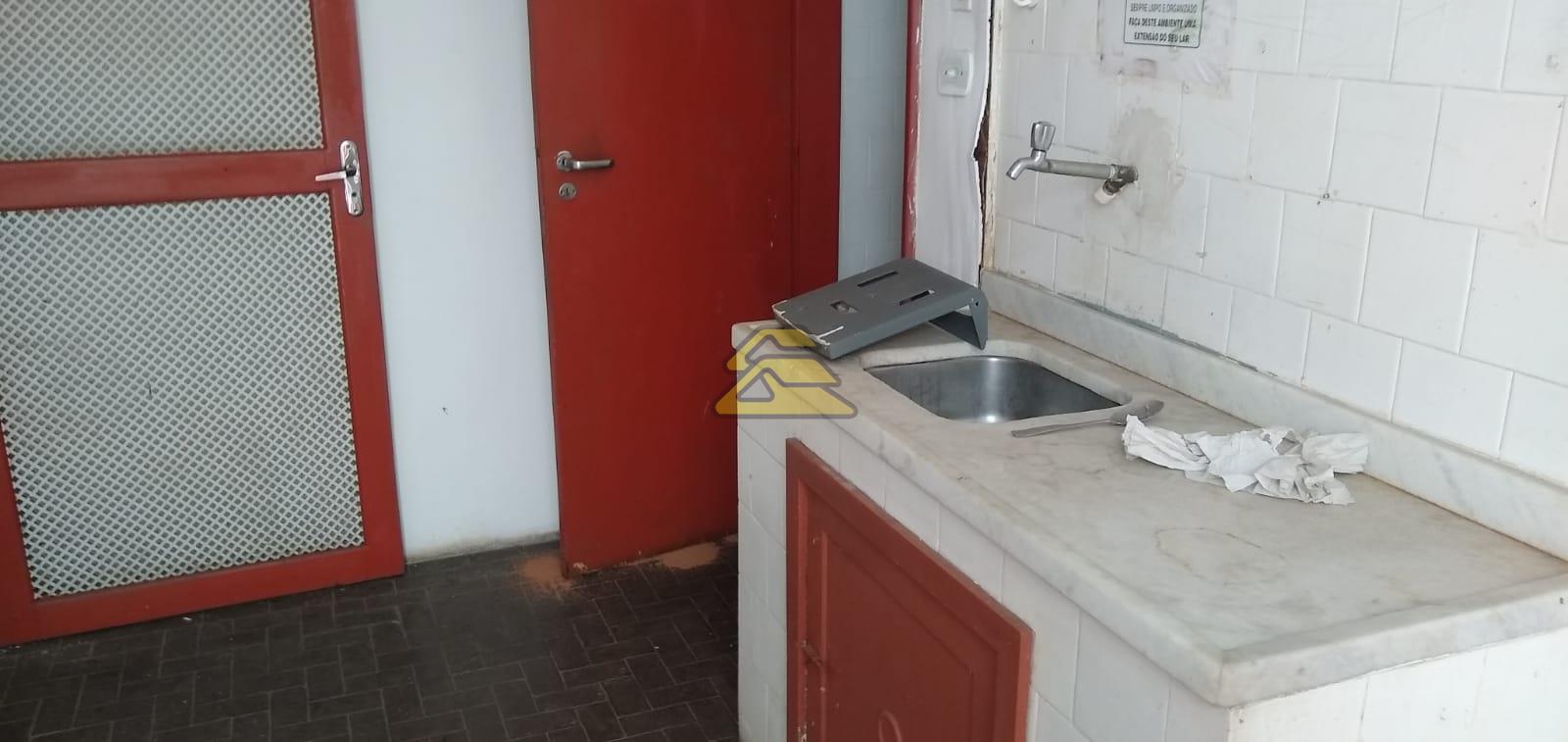 Prédio Inteiro à venda com 3 quartos, 207m² - Foto 16