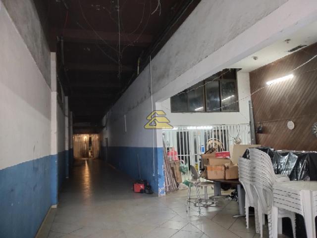 Prédio Inteiro à venda com 8 quartos, 1193m² - Foto 18