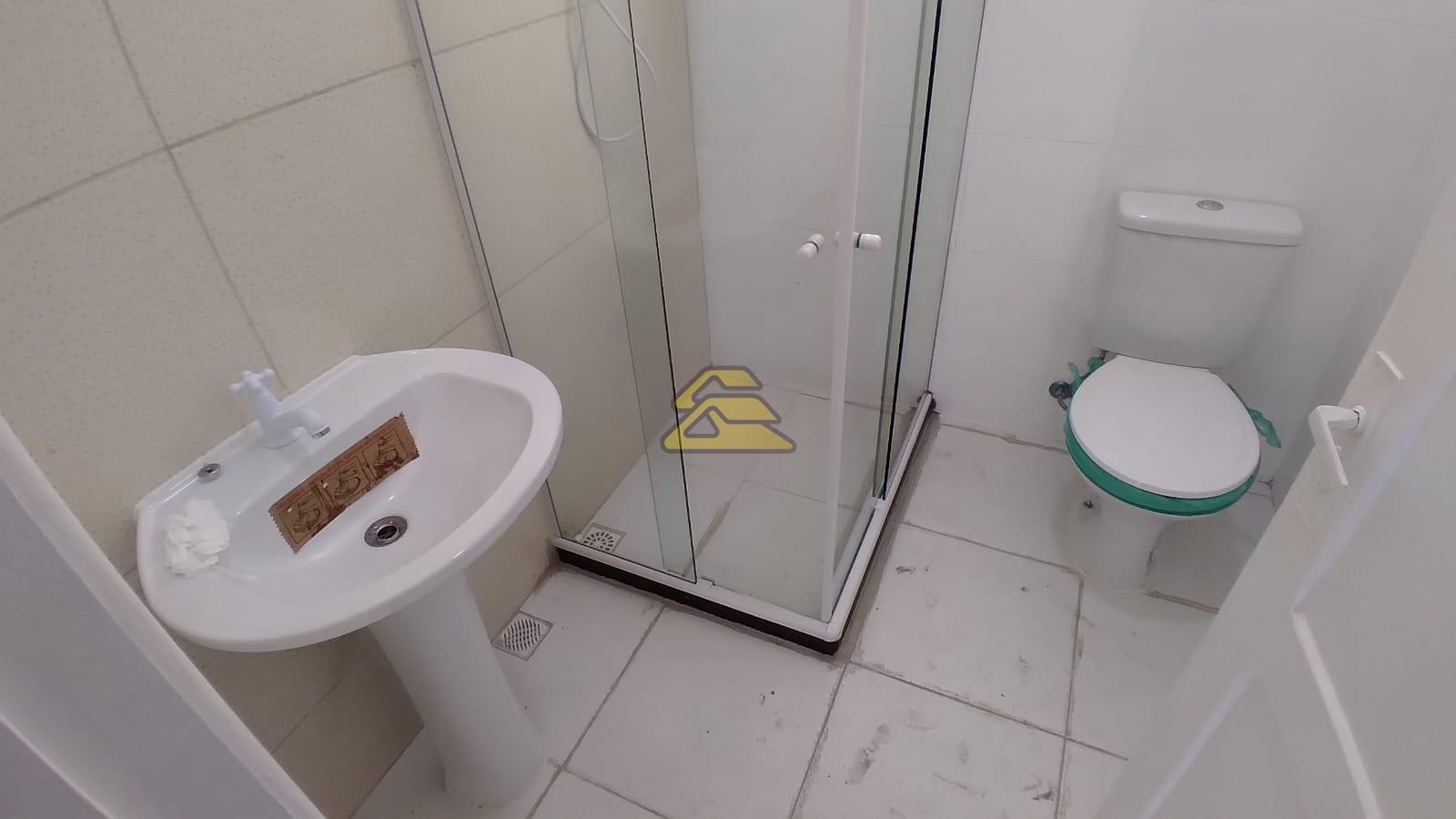 Casa à venda com 4 quartos, 100m² - Foto 13