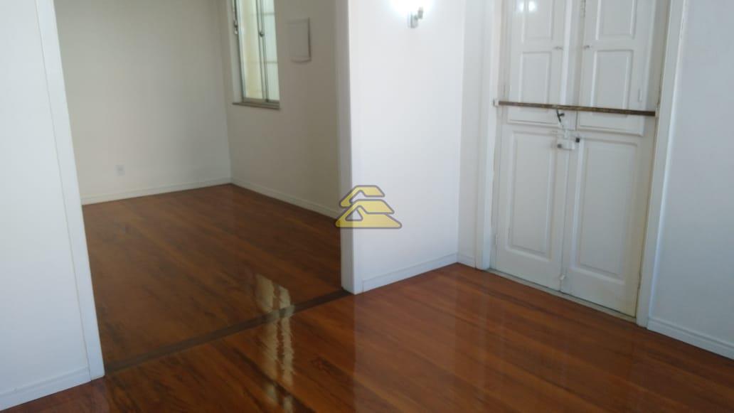 Casa à venda com 4 quartos, 100m² - Foto 4