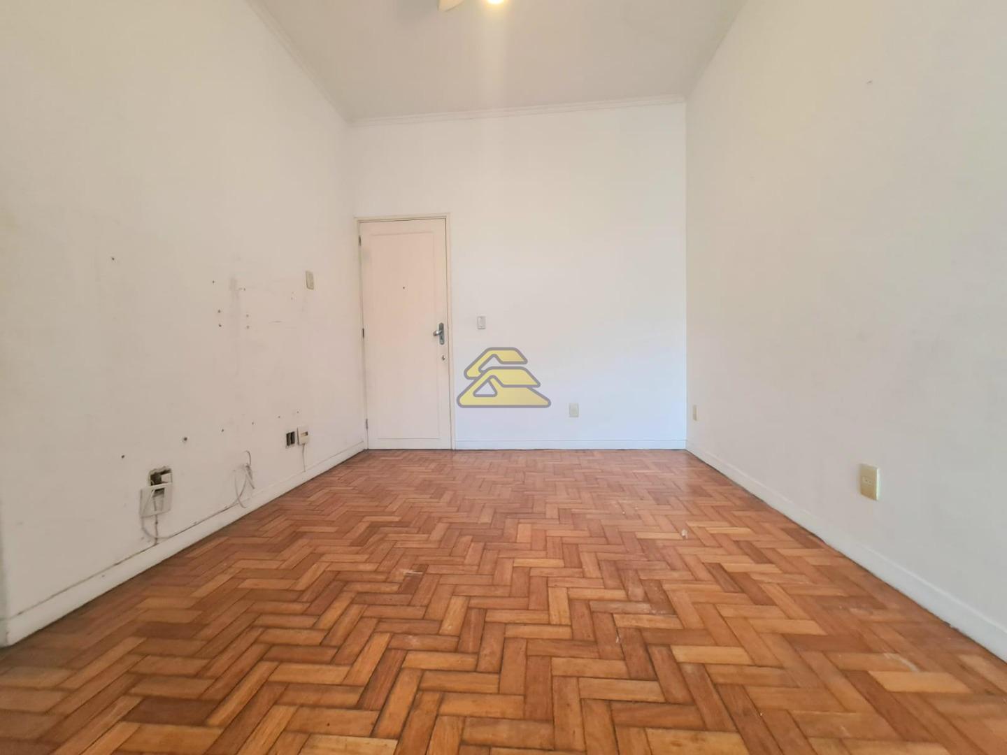 Apartamento à venda com 1 quarto, 50m² - Foto 4