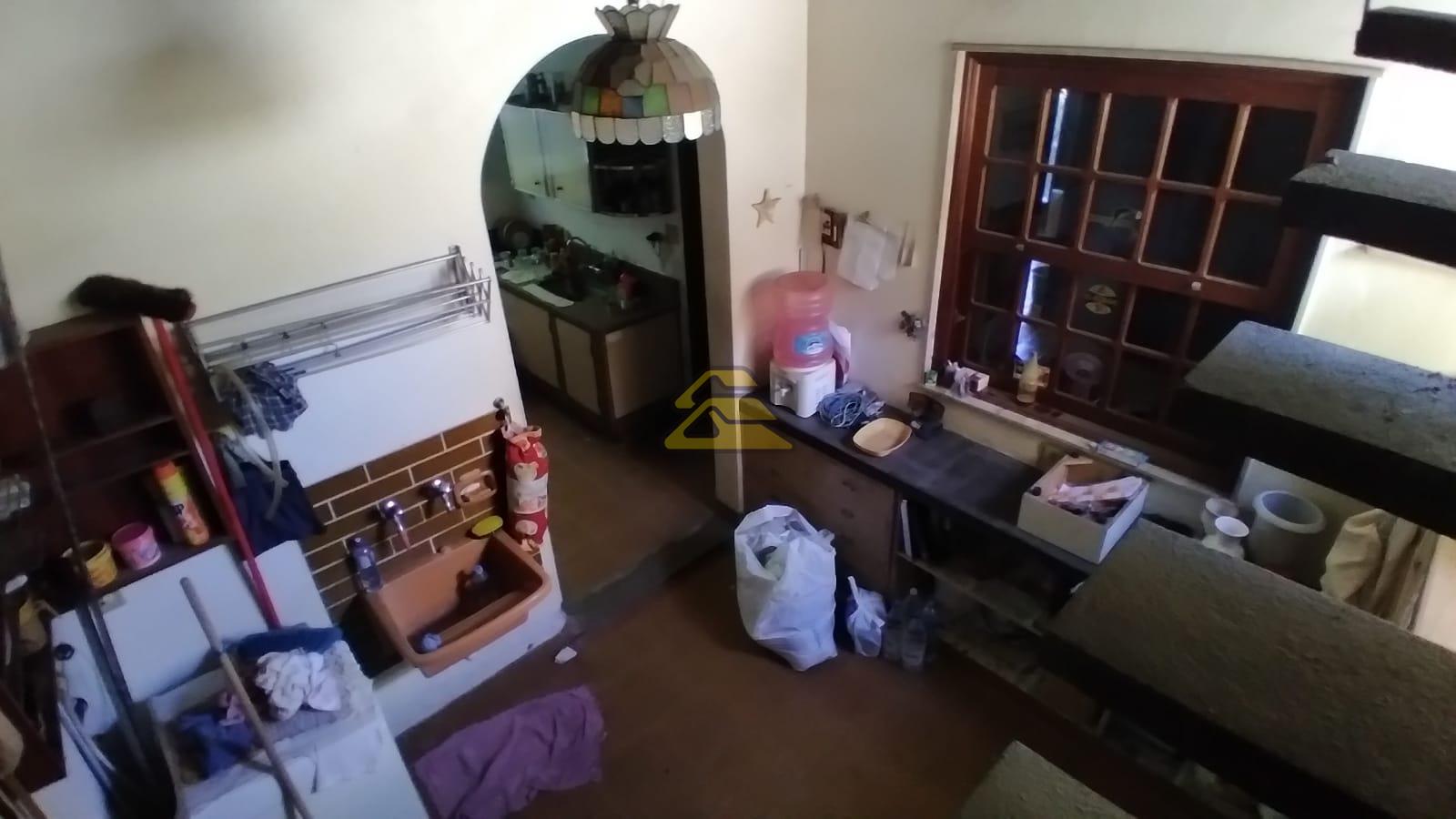 Casa à venda com 4 quartos, 190m² - Foto 10