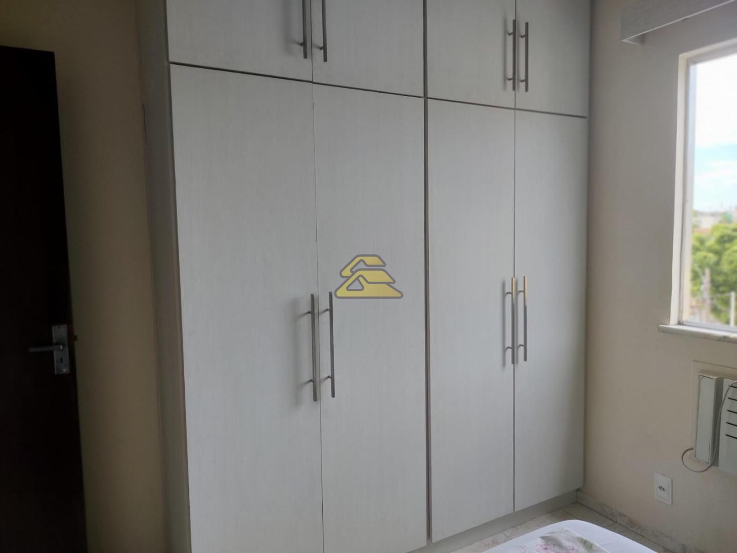 Apartamento à venda com 2 quartos, 55m² - Foto 13