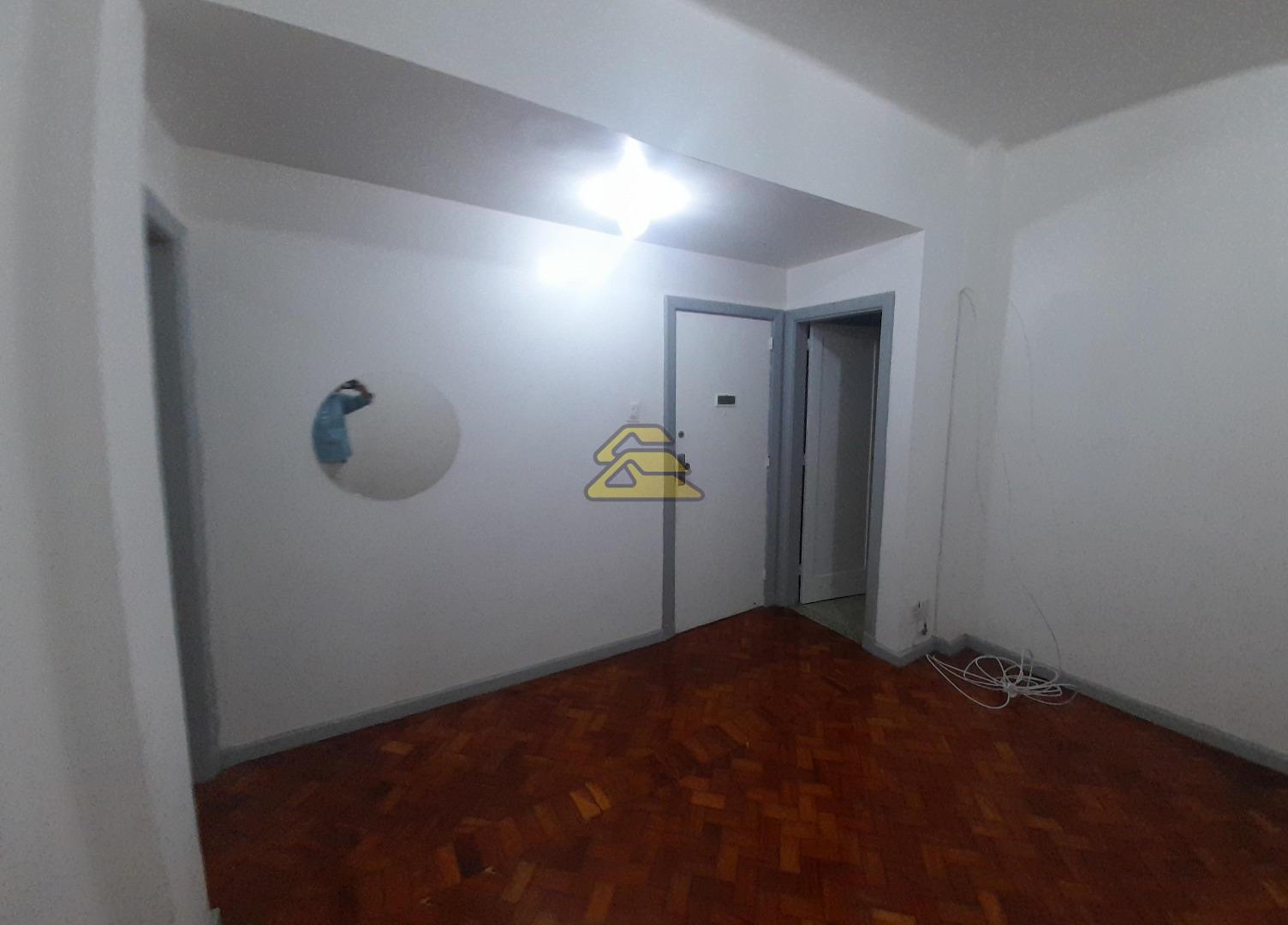 Apartamento à venda com 1 quarto, 62m² - Foto 3