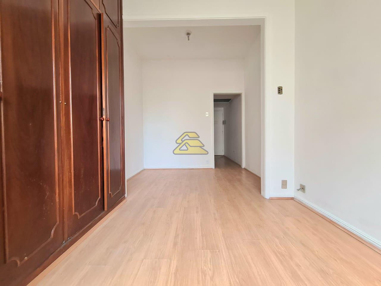 Kitnet e Studio à venda com 1 quarto, 30m² - Foto 9