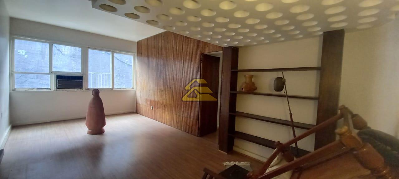 Apartamento à venda com 3 quartos, 120m² - Foto 2