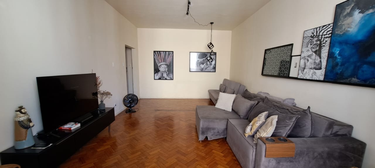 Apartamento à venda com 4 quartos, 188m² - Foto 1