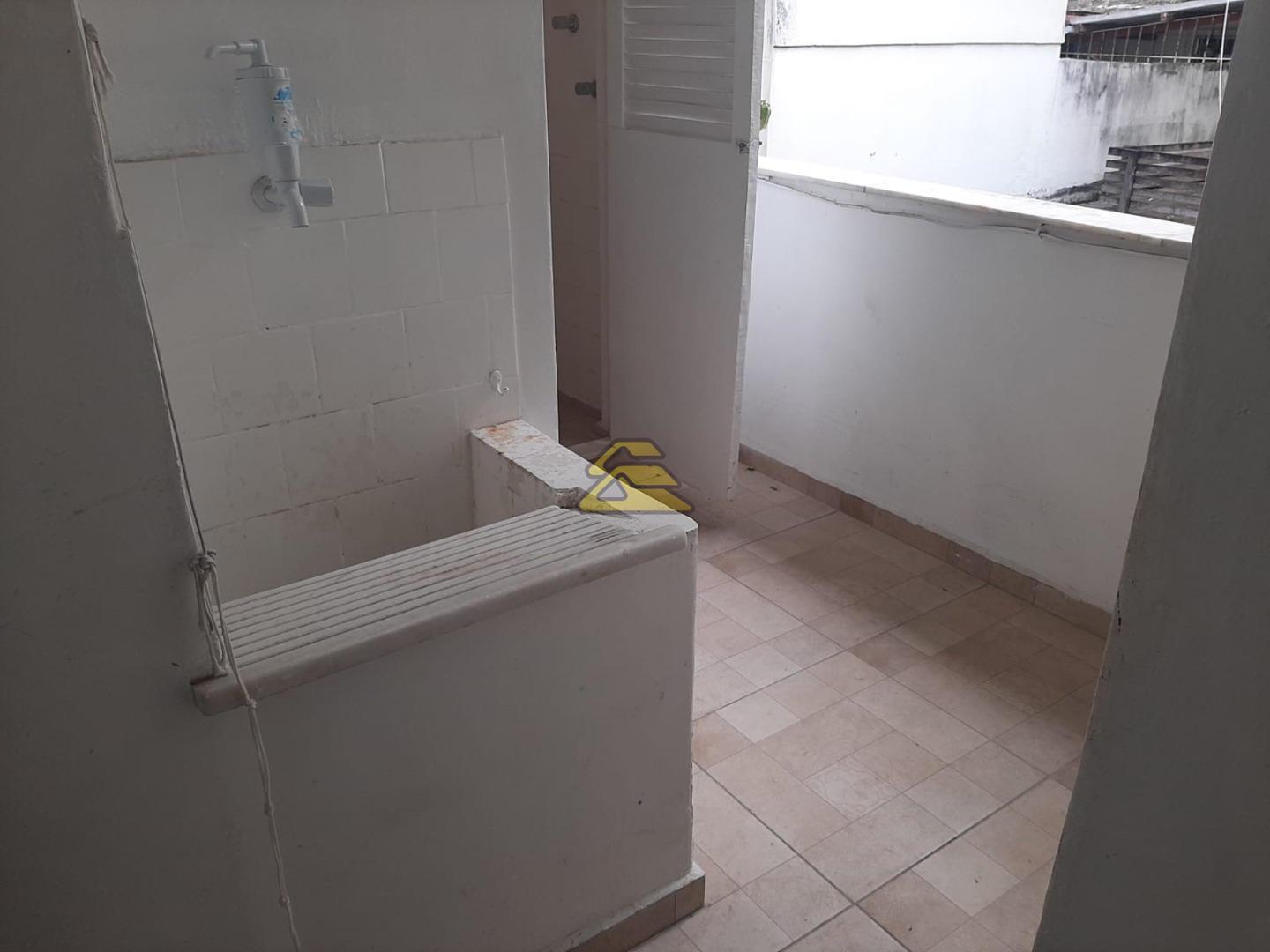 Apartamento à venda com 3 quartos, 123m² - Foto 21