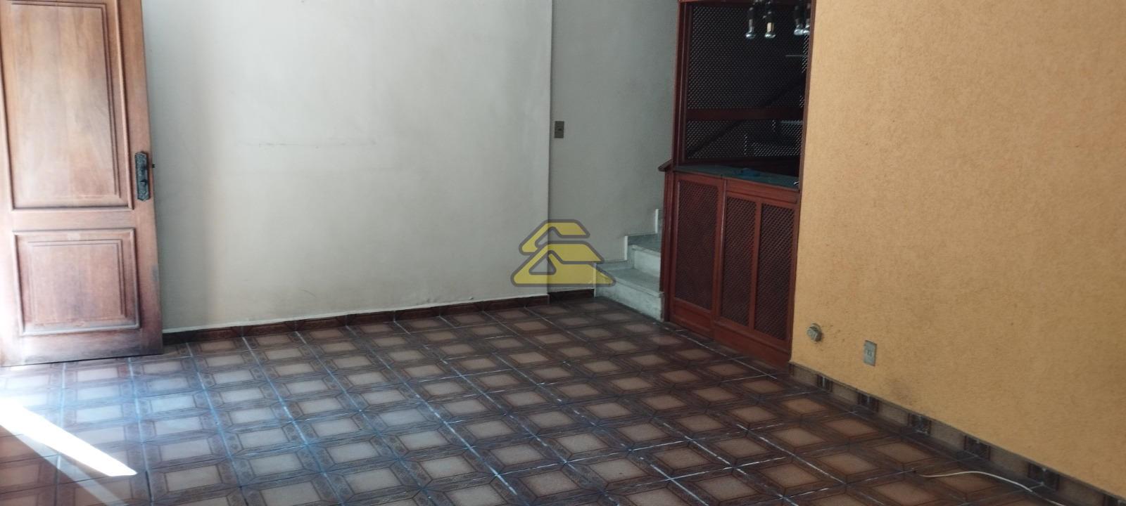 Casa à venda com 3 quartos, 169m² - Foto 3