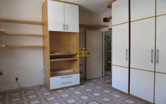 Casa à venda com 3 quartos, 169m² - Foto 18