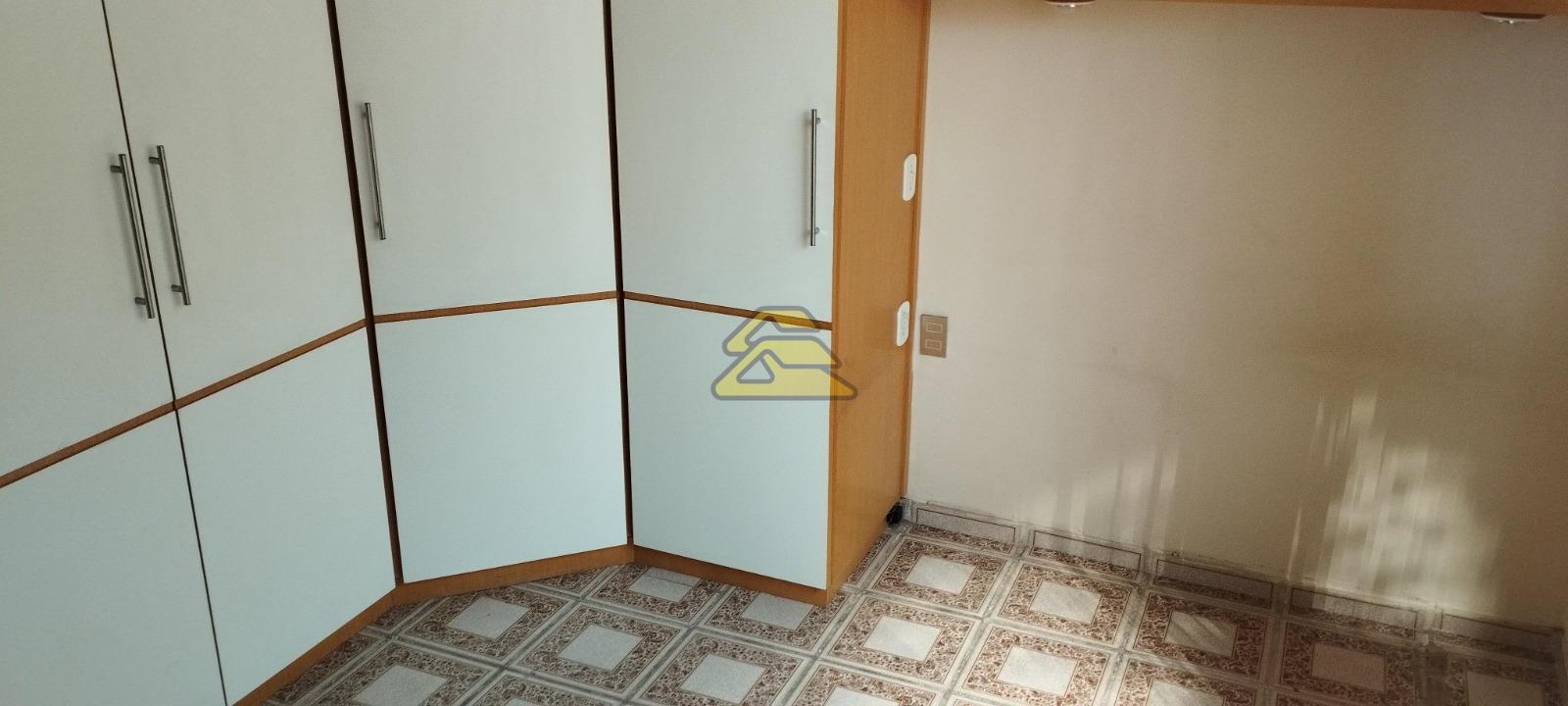 Casa à venda com 3 quartos, 169m² - Foto 21