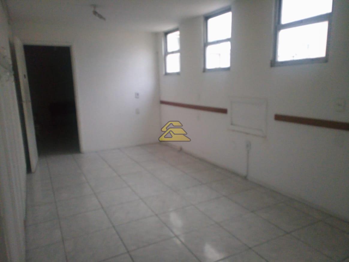 Conjunto Comercial-Sala à venda com 1 quarto, 317m² - Foto 11