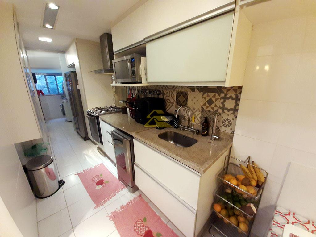 Apartamento à venda com 3 quartos, 122m² - Foto 16