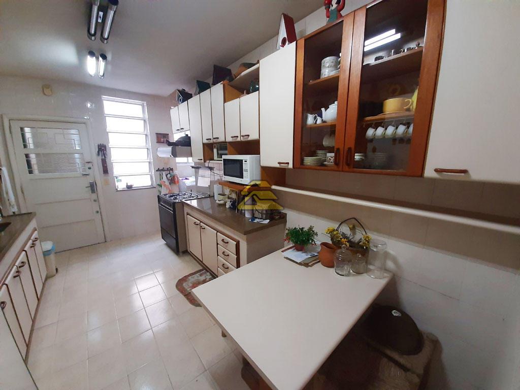 Apartamento à venda com 4 quartos, 180m² - Foto 21