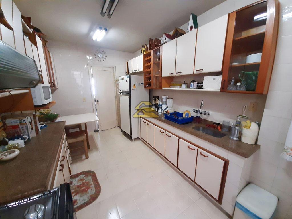 Apartamento à venda com 4 quartos, 180m² - Foto 22