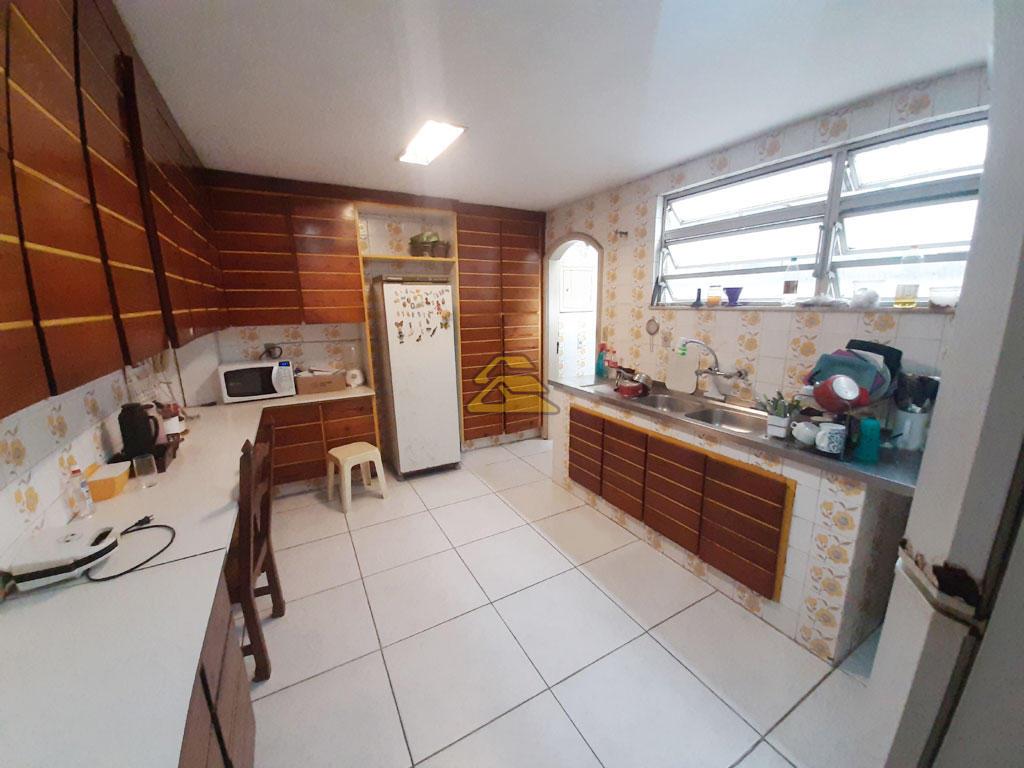 Apartamento à venda com 4 quartos, 180m² - Foto 14