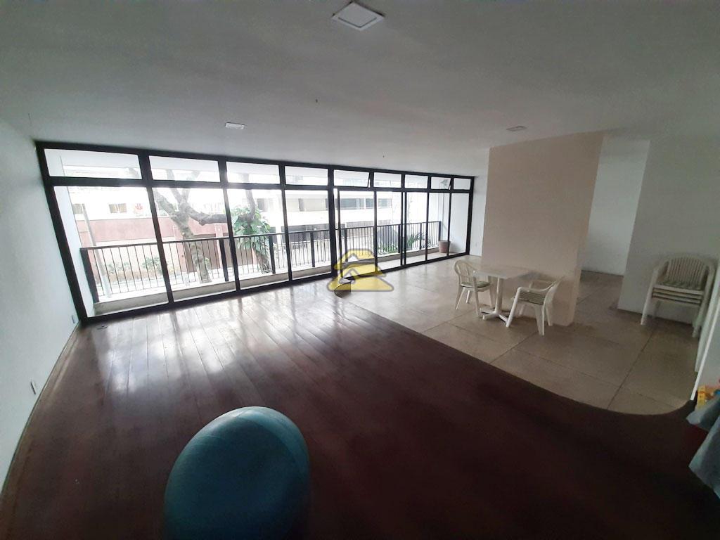 Apartamento à venda com 4 quartos, 180m² - Foto 27